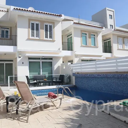 Holiday home Gr8padz Dionne